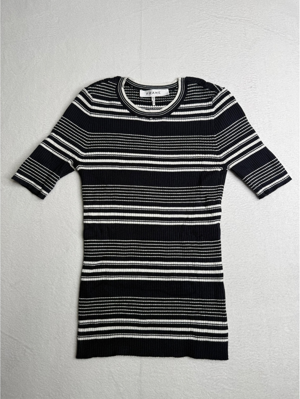 FRAME Women’s XS Navy White Striped Rib Knit Top Elbow Sleeve